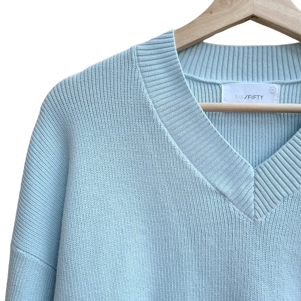 Six Fifty Soft Light Blue Oversized V-Neck Varsity Sweater Medium - Picture 3 of 8
